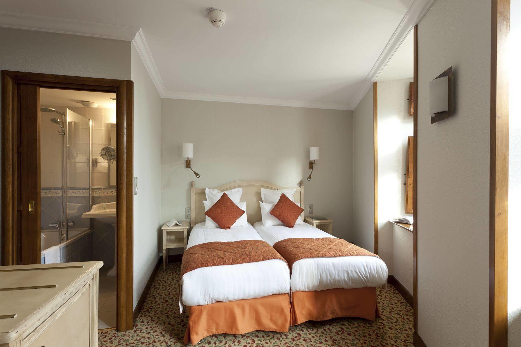 Auberge Saint Pierre Mont-Saint-Michel Εξωτερικό φωτογραφία